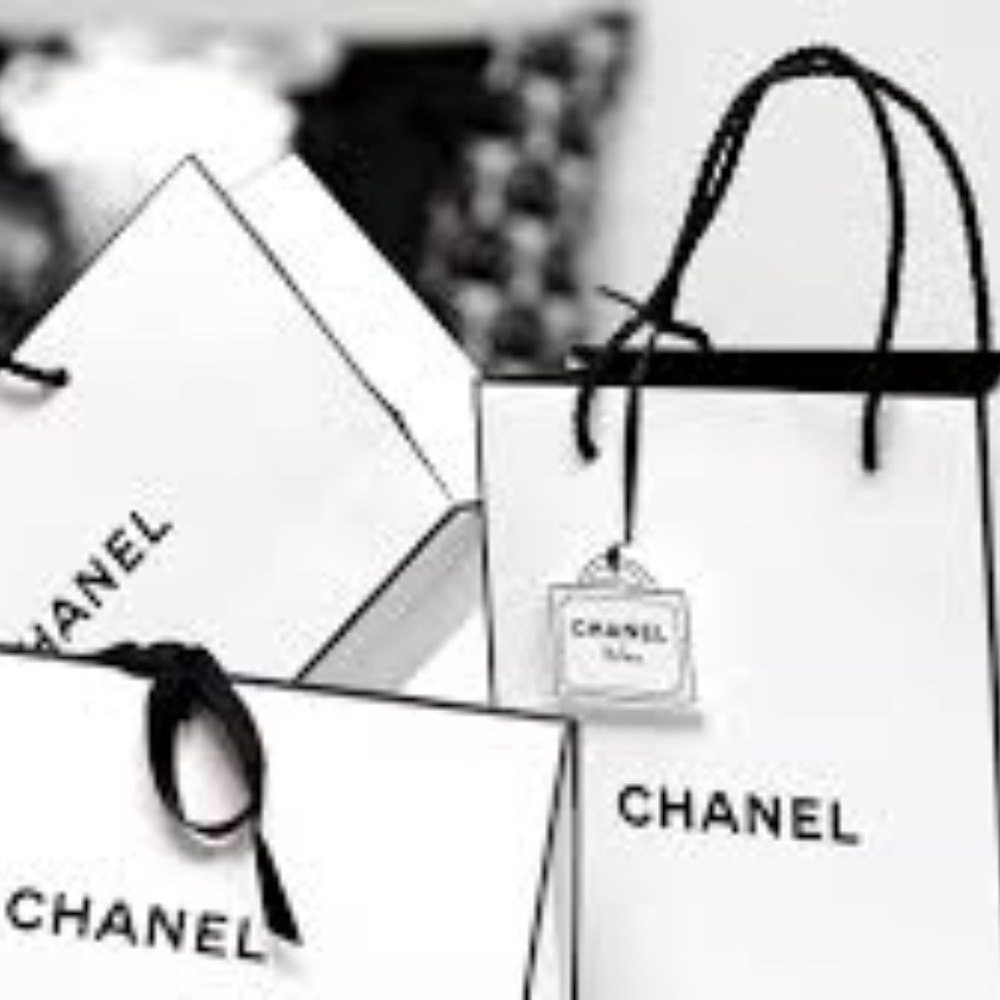 Chanel Bag  9' X 5' Black String Collapsible - Picture 14 of 14